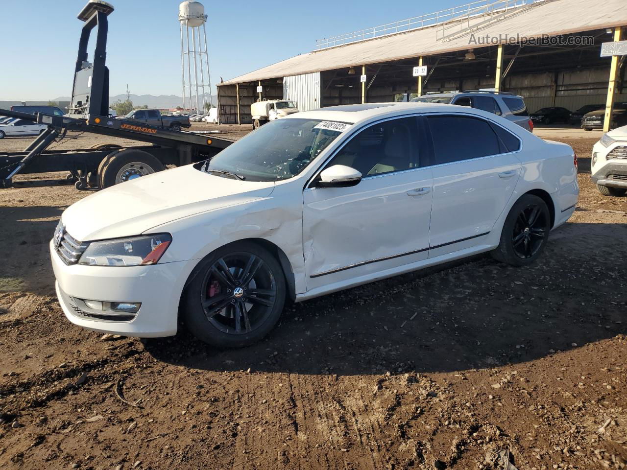 2012 Volkswagen Passat Sel White vin: 1VWCM7A35CC072167