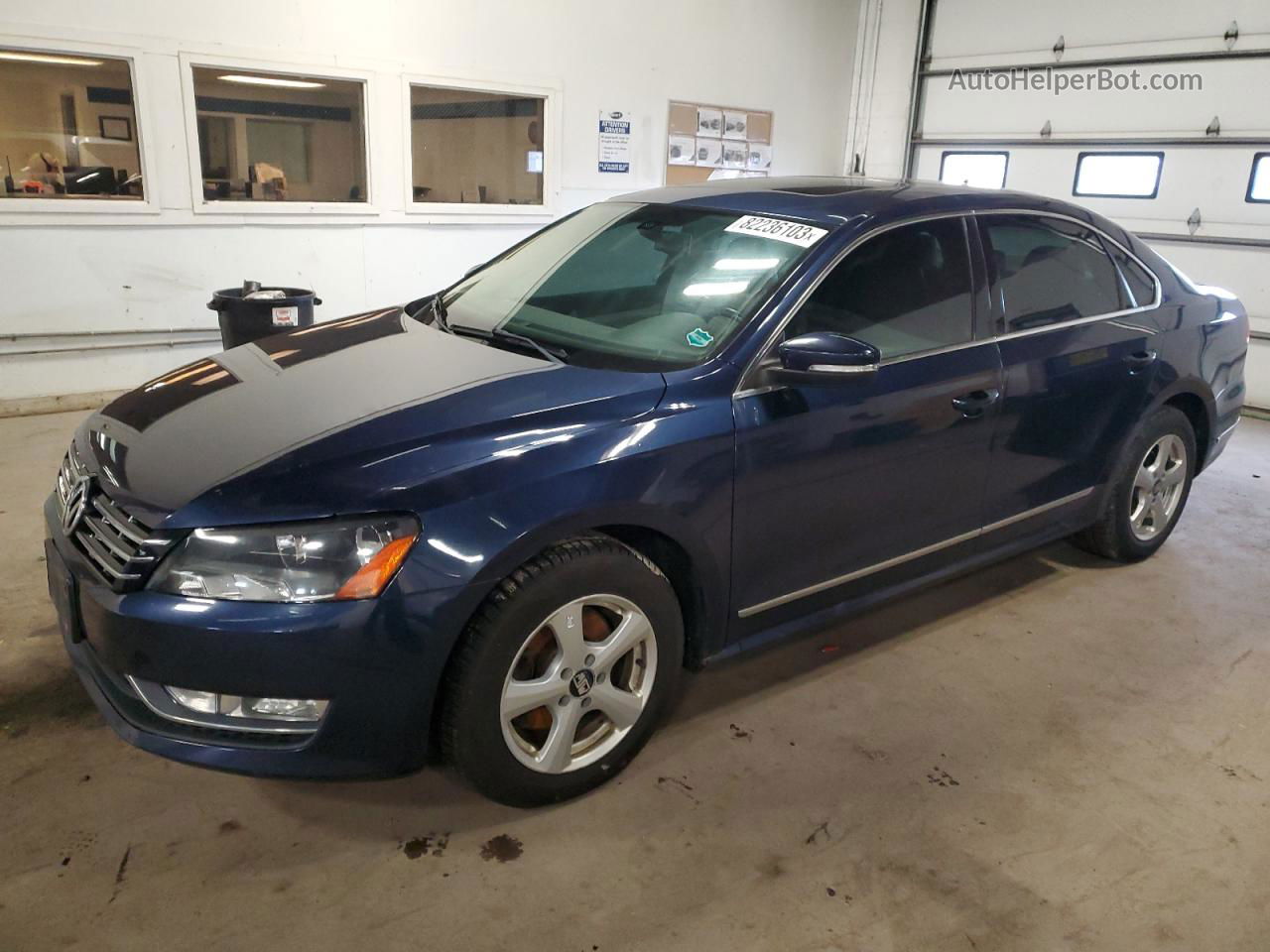 2013 Volkswagen Passat Sel Blue vin: 1VWCM7A35DC058674