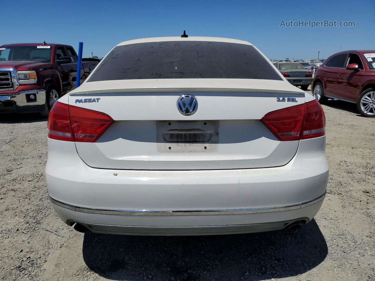 2012 Volkswagen Passat Sel White vin: 1VWCM7A3XCC008884