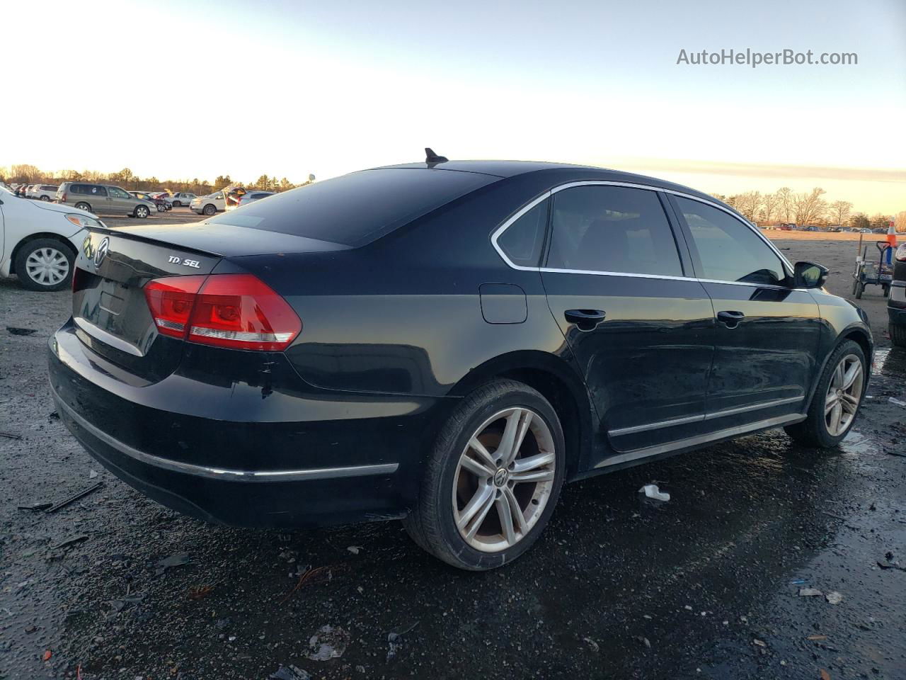 2013 Volkswagen Passat Sel Черный vin: 1VWCN7A30DC007922