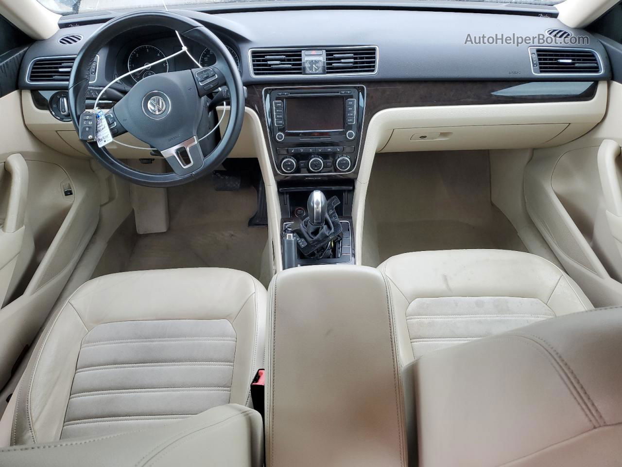 2014 Volkswagen Passat Sel Черный vin: 1VWCN7A31EC074904