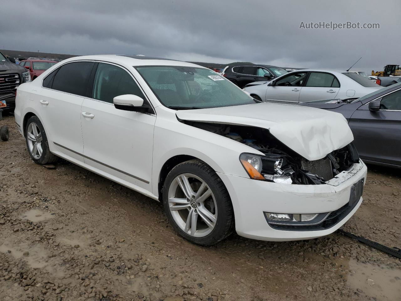 2014 Volkswagen Passat Sel White vin: 1VWCN7A31EC098264