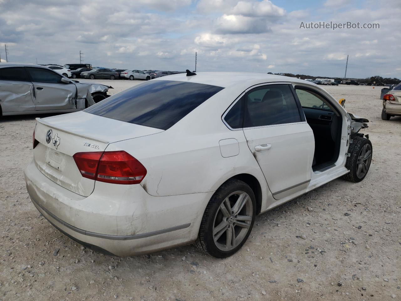 2014 Volkswagen Passat Sel White vin: 1VWCN7A31EC113118