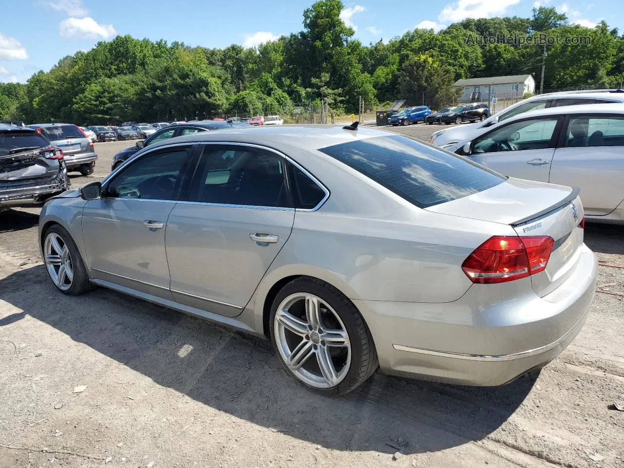 2014 Volkswagen Passat Sel Silver vin: 1VWCN7A32EC026456