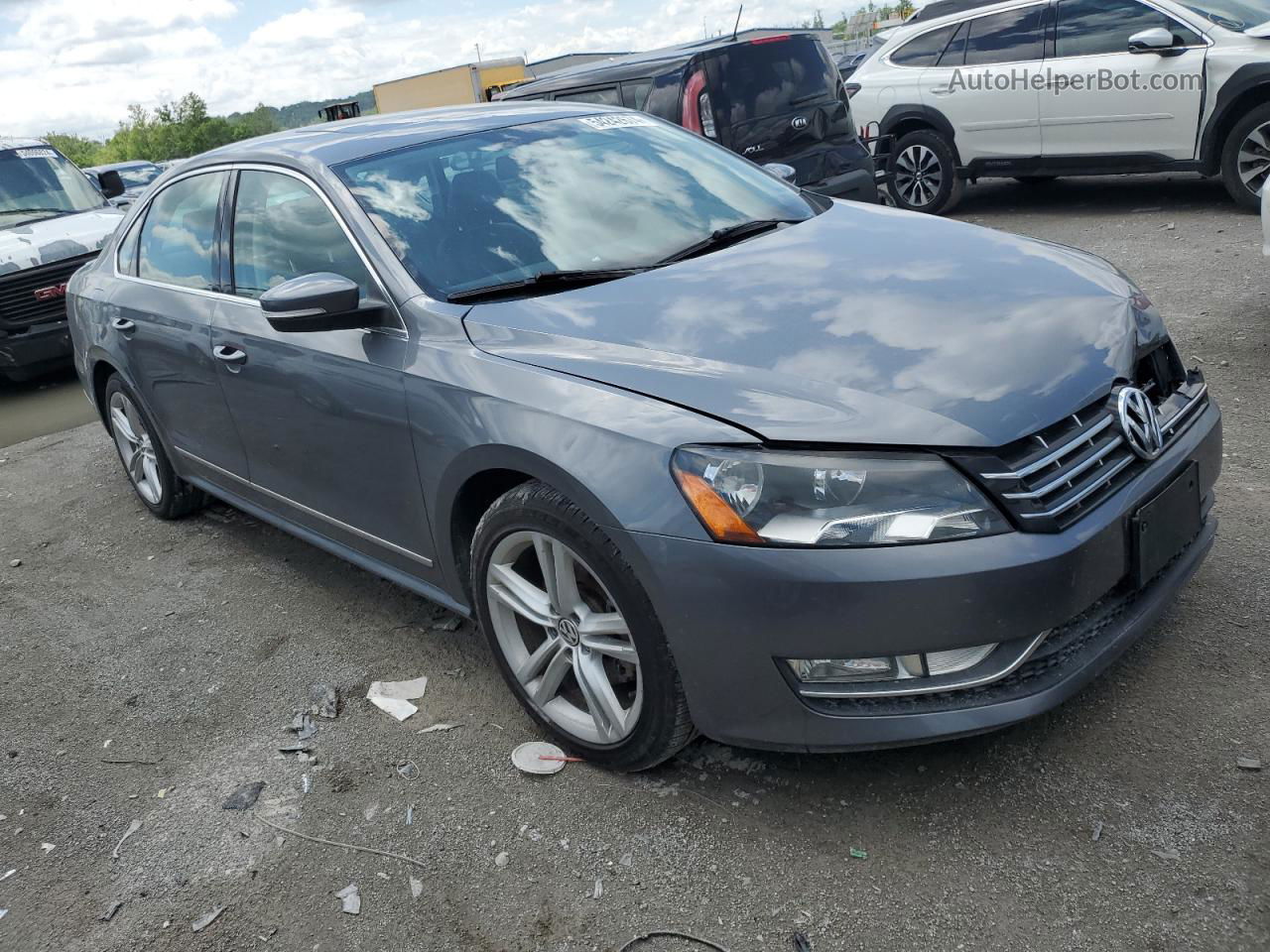 2014 Volkswagen Passat Sel Серебряный vin: 1VWCN7A32EC088780