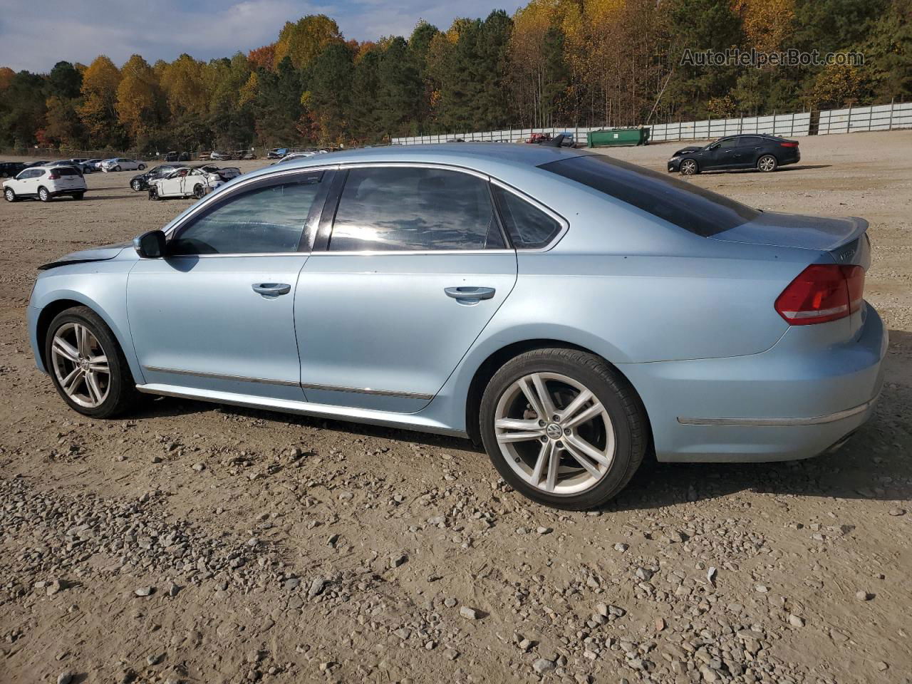 2013 Volkswagen Passat Sel Синий vin: 1VWCN7A33DC108694