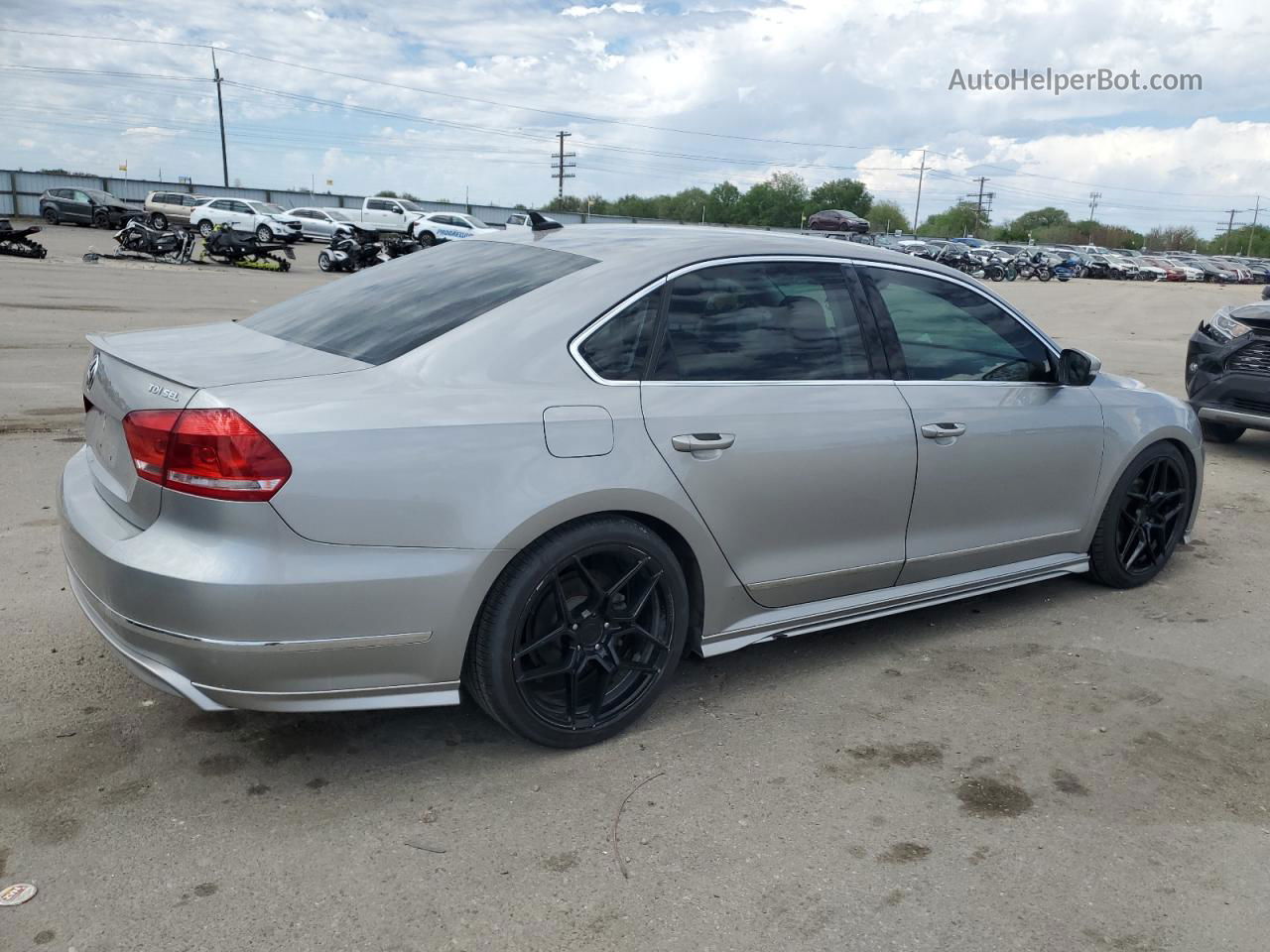 2014 Volkswagen Passat Sel Silver vin: 1VWCN7A33EC032203