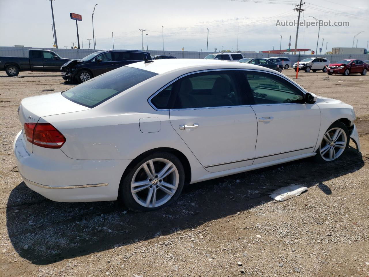 2014 Volkswagen Passat Sel White vin: 1VWCN7A35EC102283