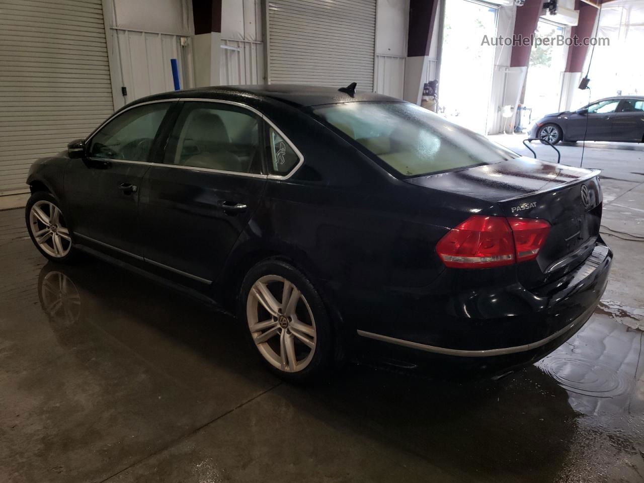 2012 Volkswagen Passat Sel Black vin: 1VWCN7A37CC055576