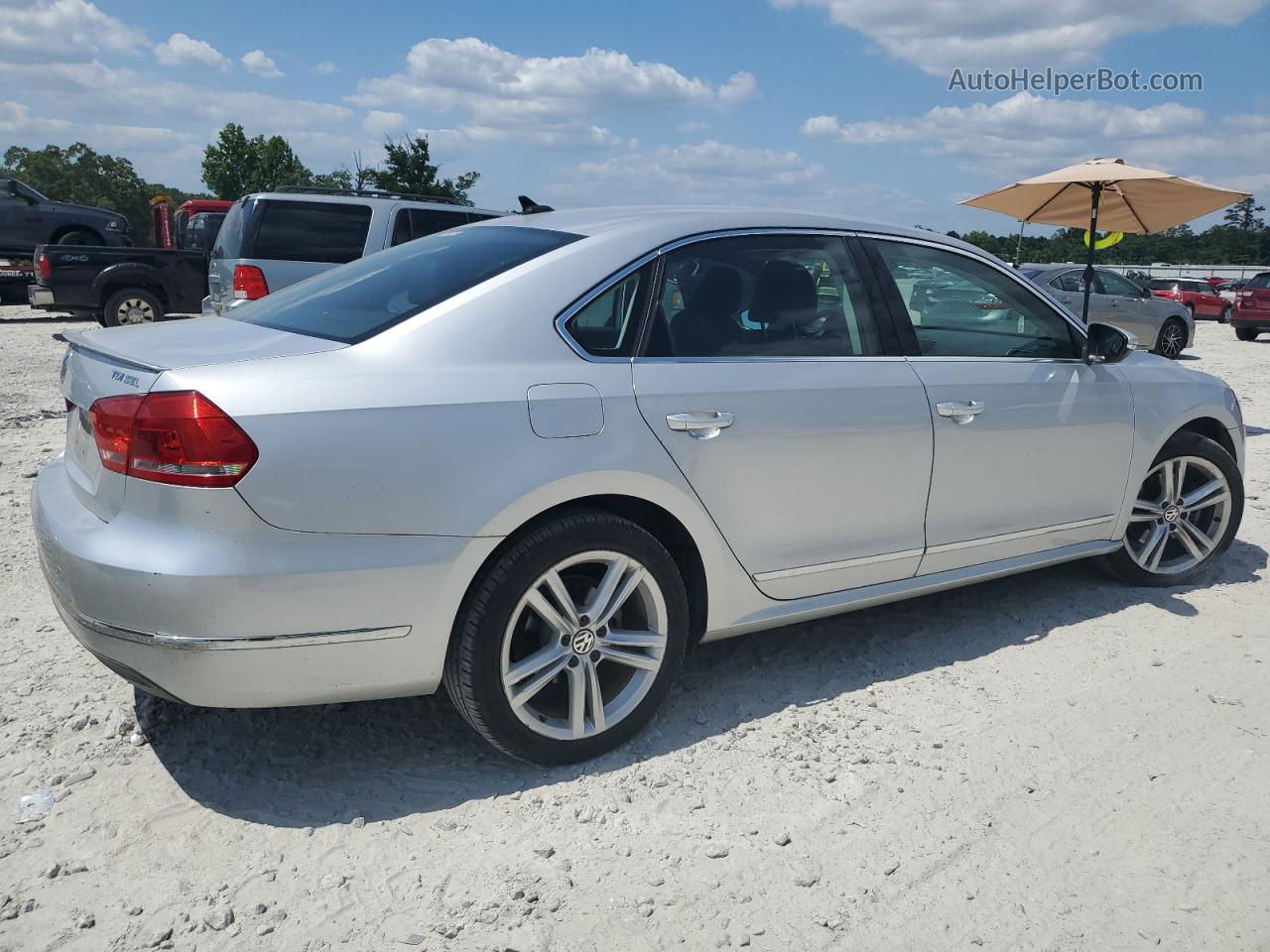 2012 Volkswagen Passat Sel Серебряный vin: 1VWCN7A37CC082194