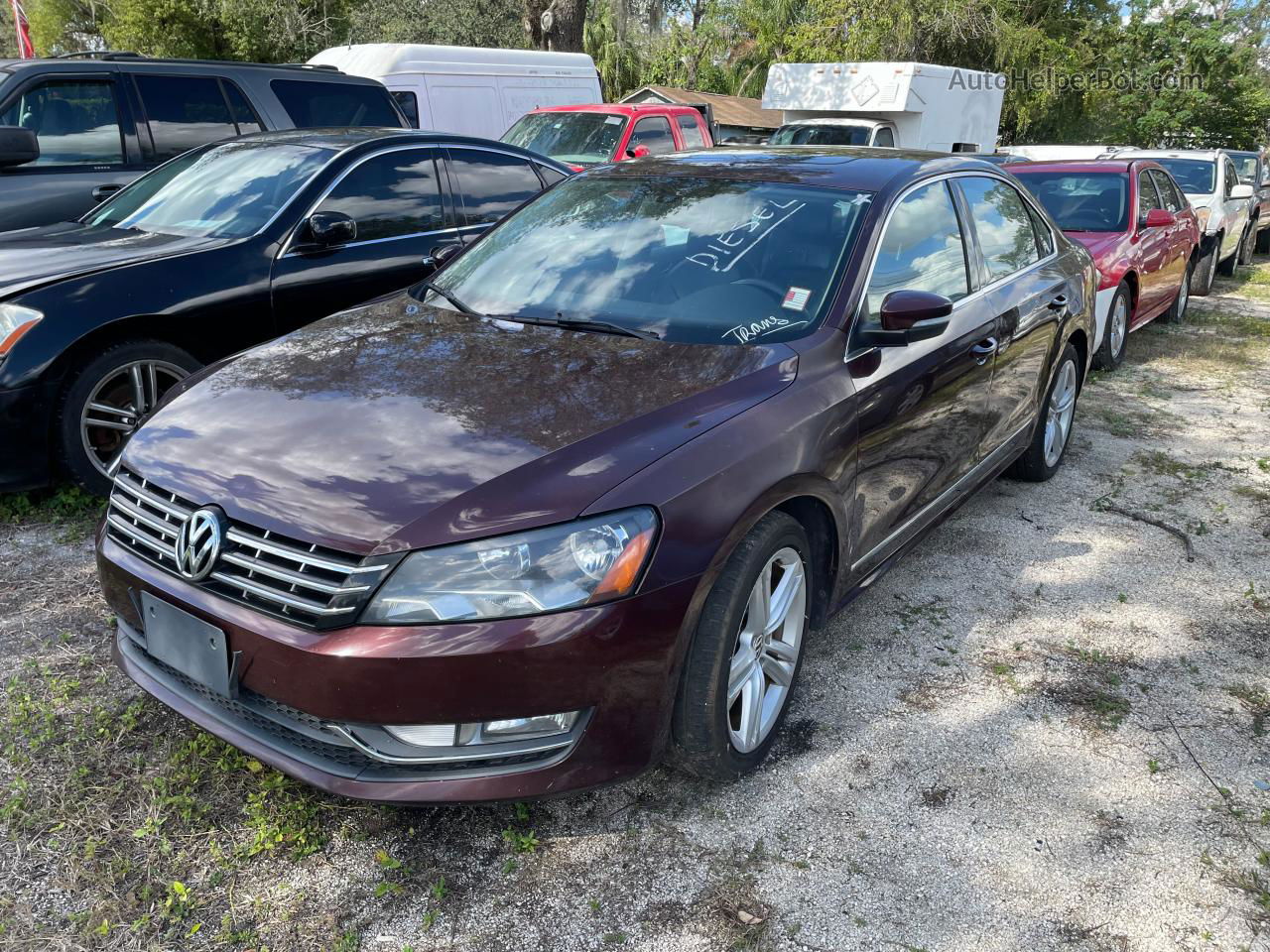 2013 Volkswagen Passat Sel Red vin: 1VWCN7A37DC046491