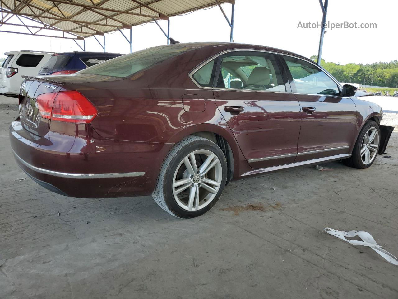 2014 Volkswagen Passat Sel Бордовый vin: 1VWCN7A37EC055323