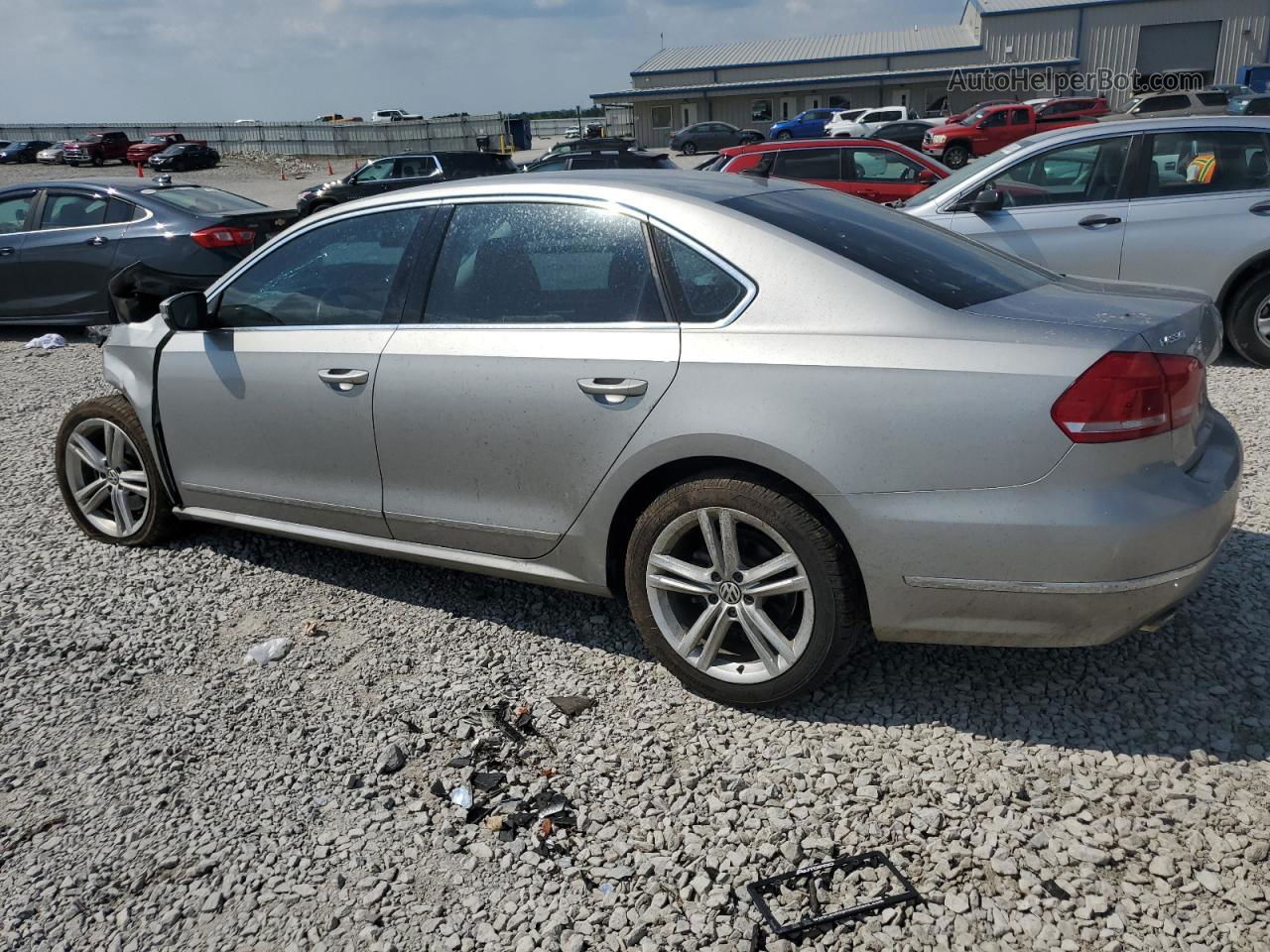 2014 Volkswagen Passat Sel Silver vin: 1VWCN7A37EC063504