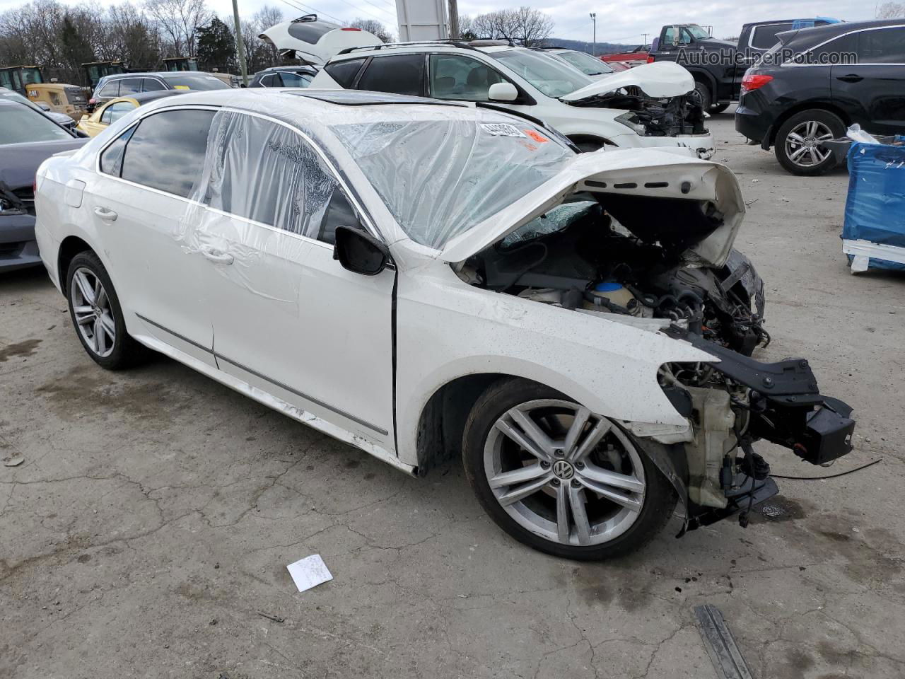 2012 Volkswagen Passat Sel White vin: 1VWCN7A38CC081751