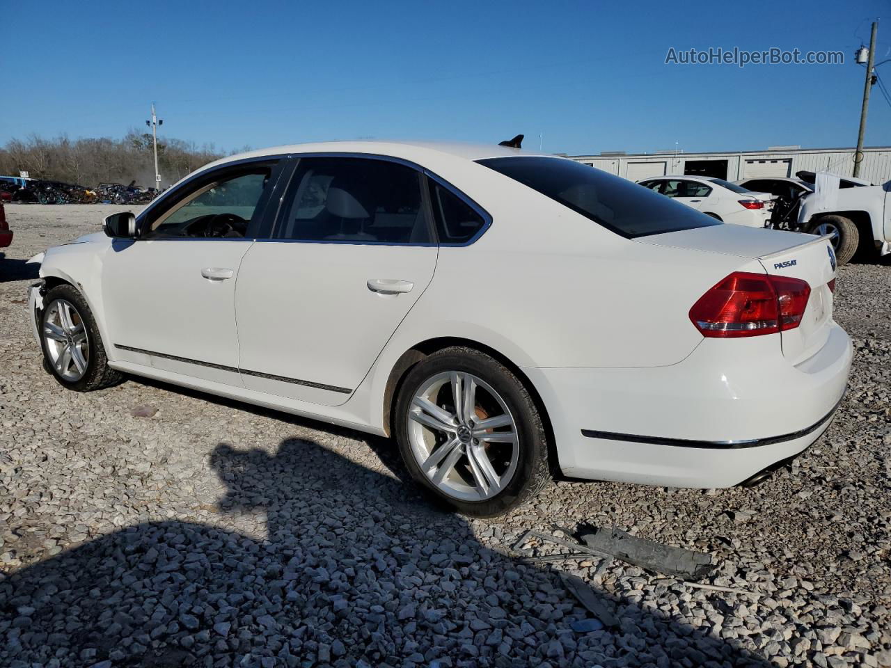 2014 Volkswagen Passat Sel White vin: 1VWCN7A38EC118901