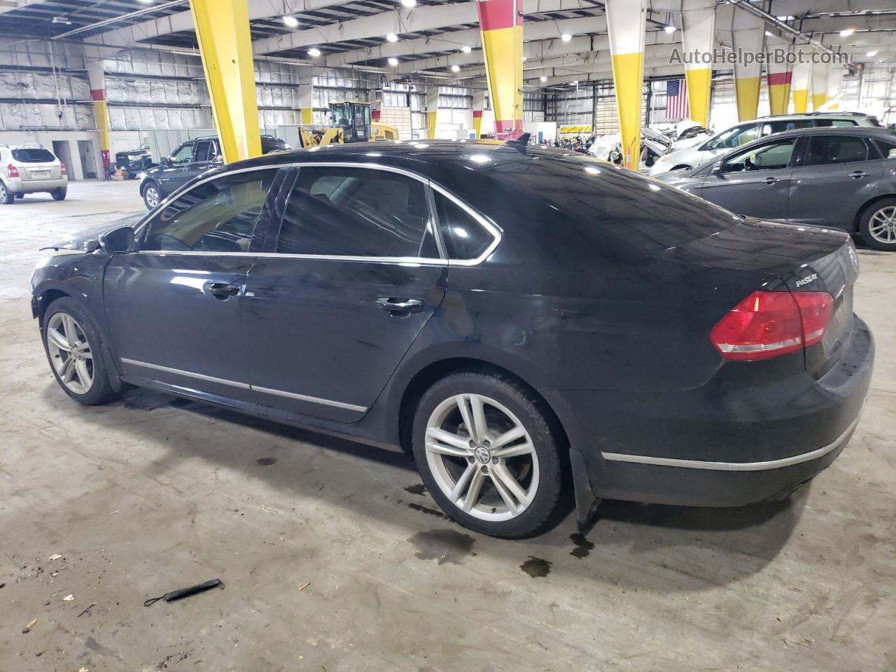 2013 Volkswagen Passat Sel Черный vin: 1VWCN7A39DC048677