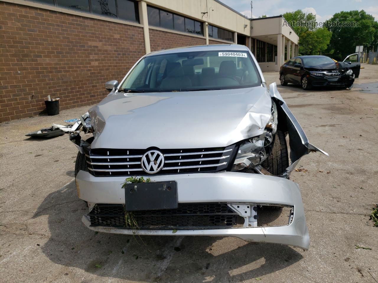 2013 Volkswagen Passat Sel Серебряный vin: 1VWCP7A32DC149344