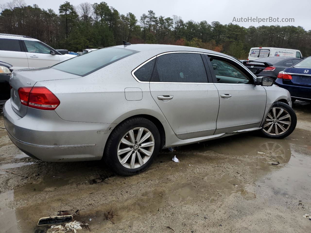 2013 Volkswagen Passat Sel Серебряный vin: 1VWCP7A36DC054513