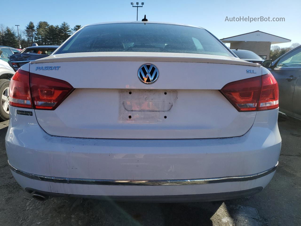 2012 Volkswagen Passat Sel White vin: 1VWCP7A3XCC023568