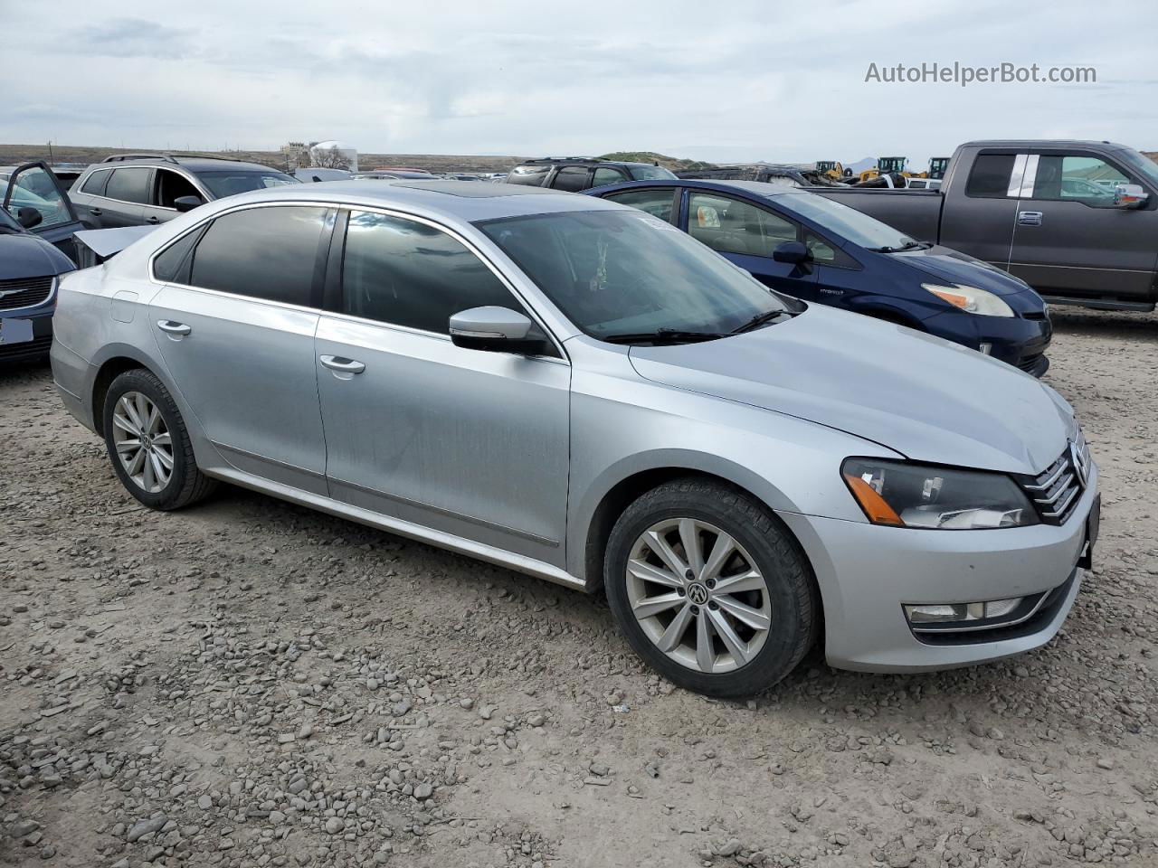 2013 Volkswagen Passat Sel Серебряный vin: 1VWCP7A3XDC078846