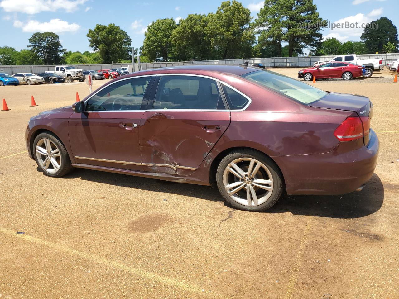 2014 Volkswagen Passat Sel Maroon vin: 1VWCS7A33EC054808