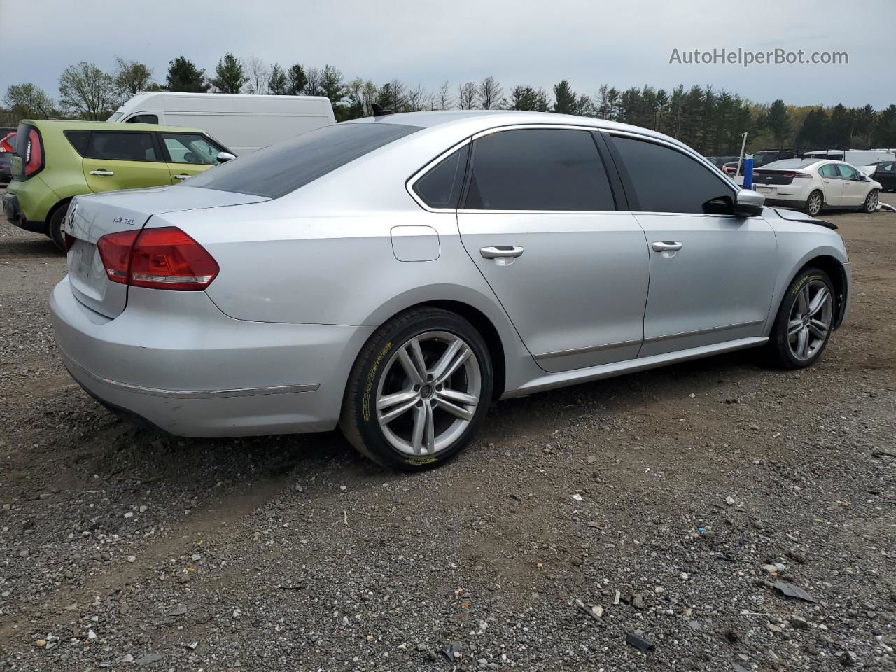 2015 Volkswagen Passat Sel Серебряный vin: 1VWCS7A33FC123434