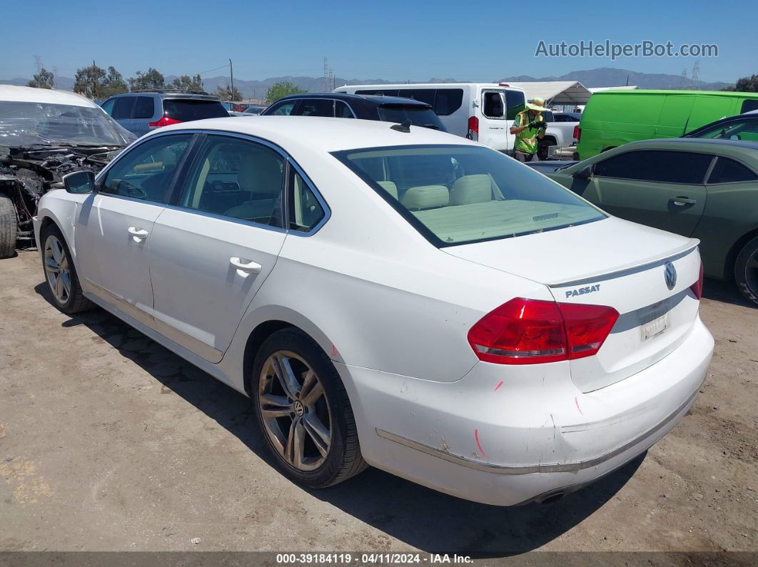 2014 Volkswagen Passat 1.8t Sel Premium Белый vin: 1VWCT7A30EC017437