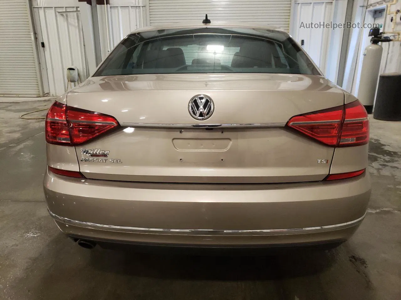 2016 Volkswagen Passat Sel Tan vin: 1VWCT7A38GC065447