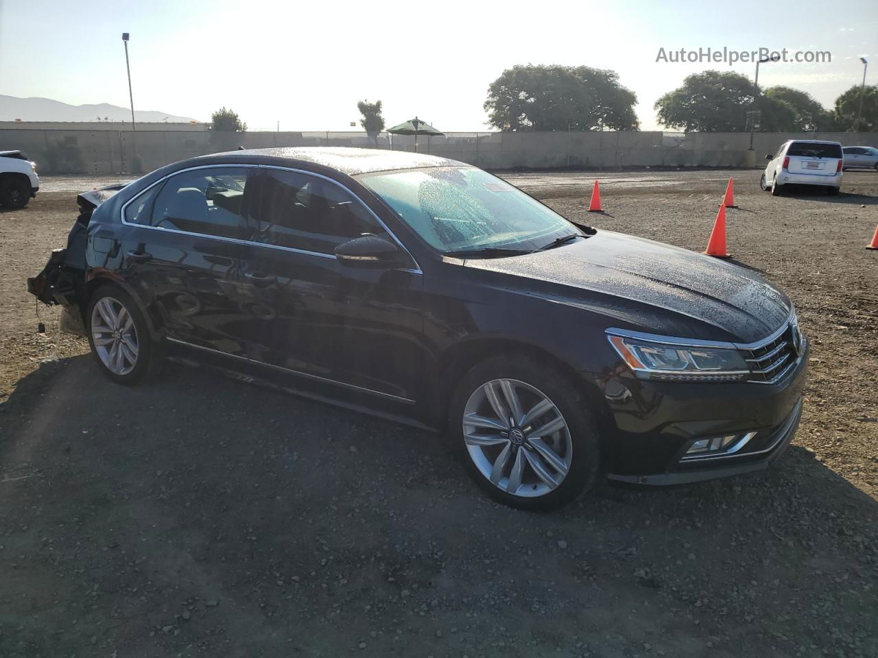 2017 Volkswagen Passat Sel Premium Черный vin: 1VWCT7A38HC017478