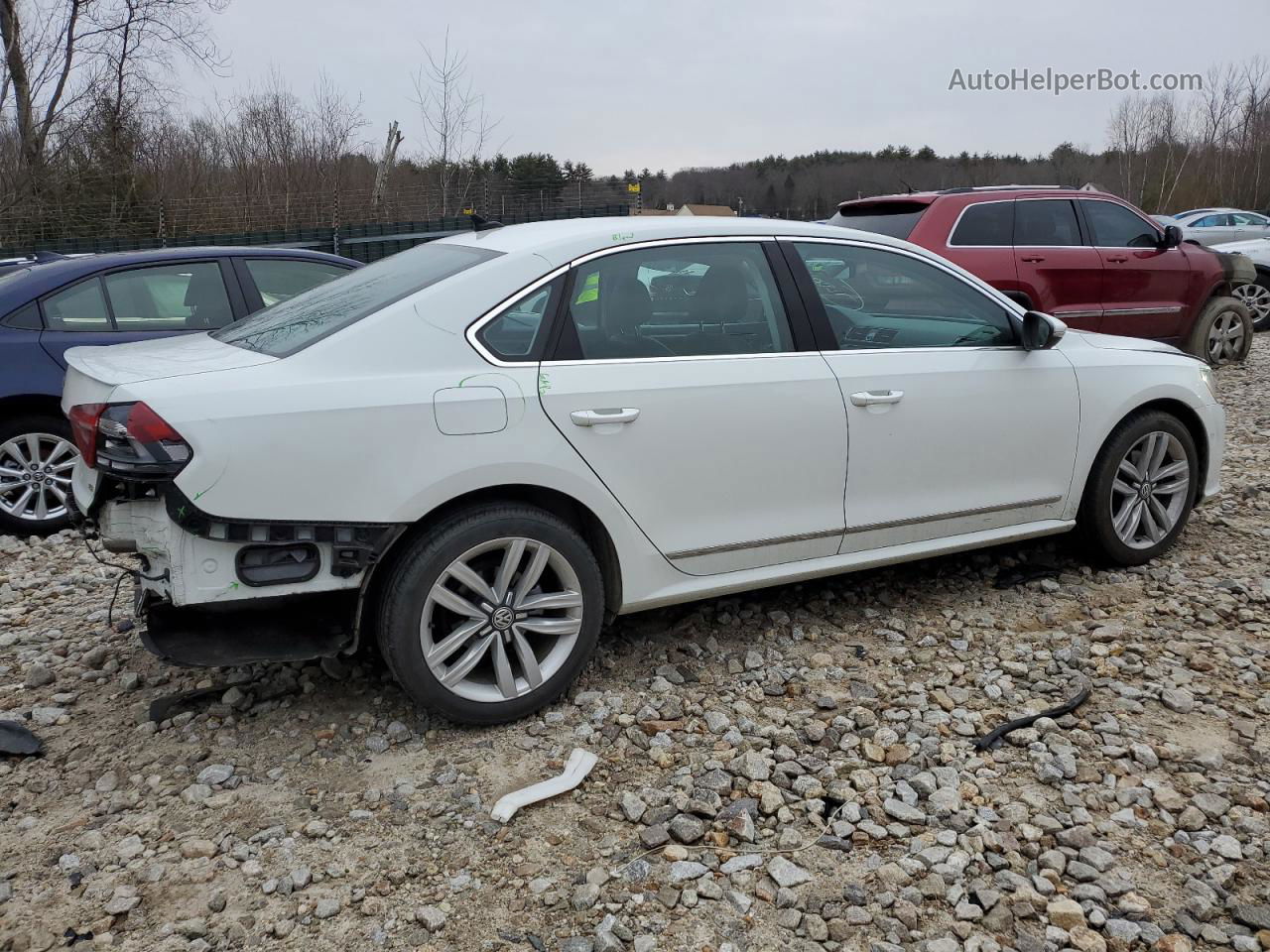 2017 Volkswagen Passat Sel Premium White vin: 1VWCT7A38HC032871