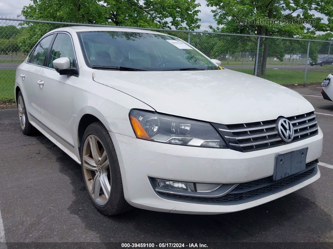 2014 Volkswagen Passat 1.8t Sel Premium White vin: 1VWCT7A3XEC081579