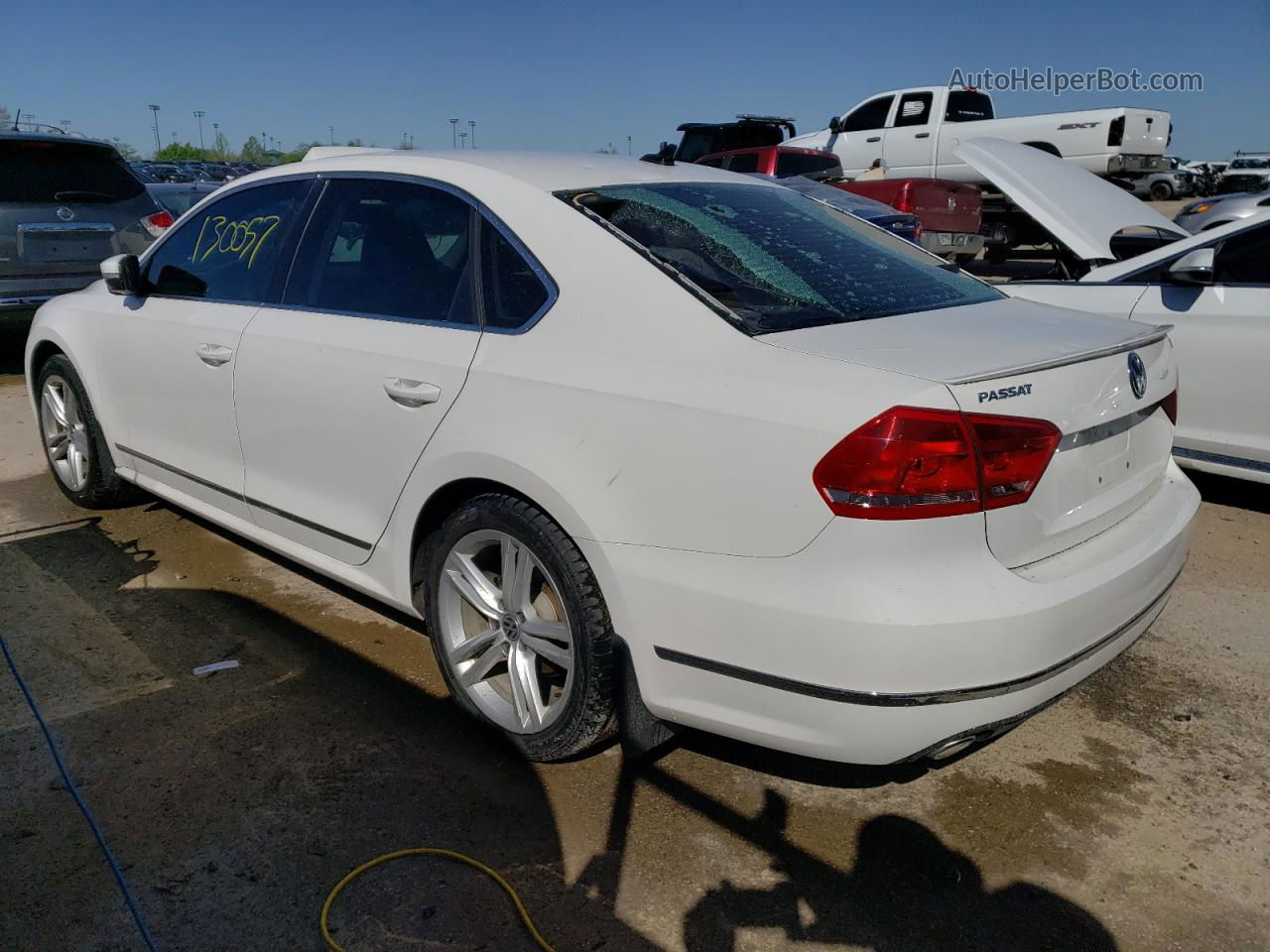 2015 Volkswagen Passat Sel White vin: 1VWCV7A37FC084306