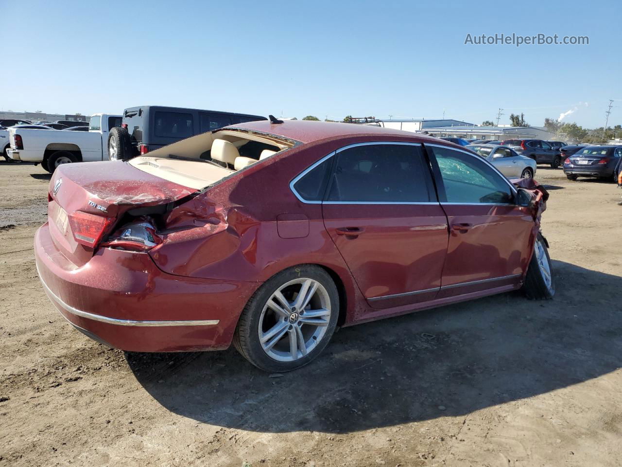 2015 Volkswagen Passat Sel Red vin: 1VWCV7A39FC117693