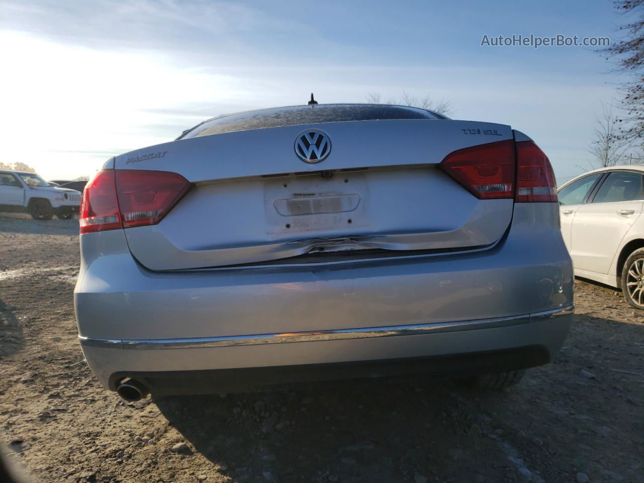 2015 Volkswagen Passat Sel White vin: 1VWCV7A3XFC061781