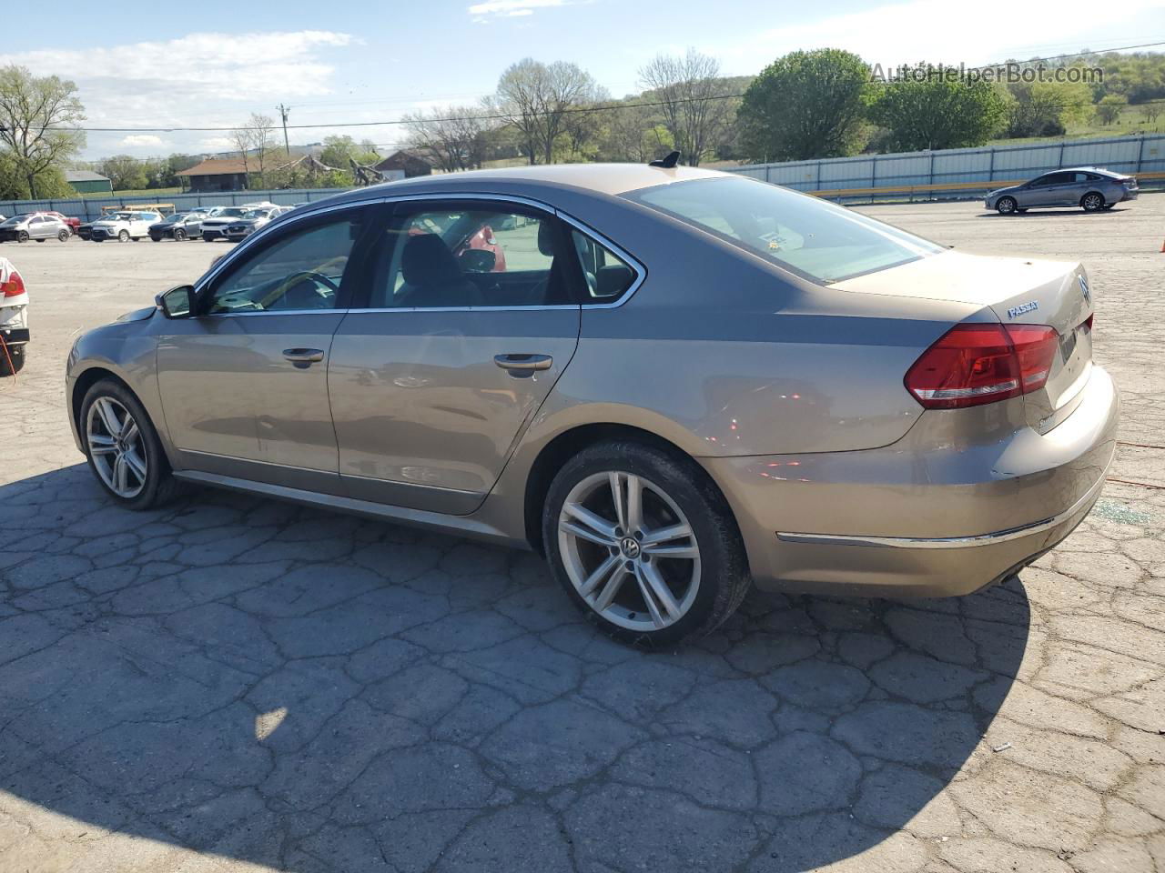 2015 Volkswagen Passat Sel Tan vin: 1VWCV7A3XFC061893