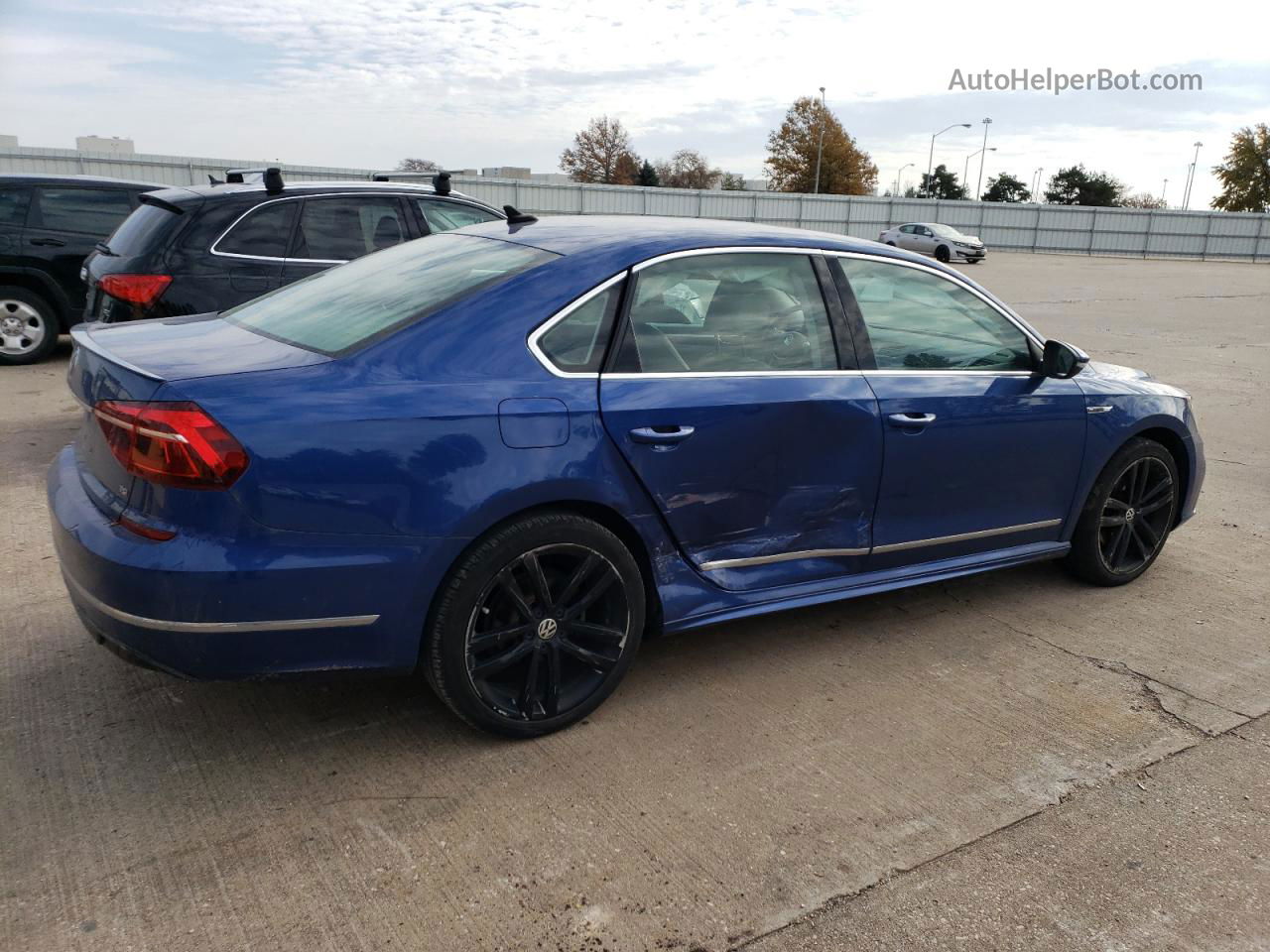 2017 Volkswagen Passat R-line Blue vin: 1VWDT7A30HC013851