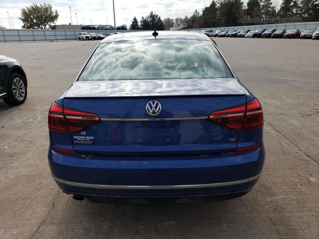 2017 Volkswagen Passat R-line Blue vin: 1VWDT7A30HC013851