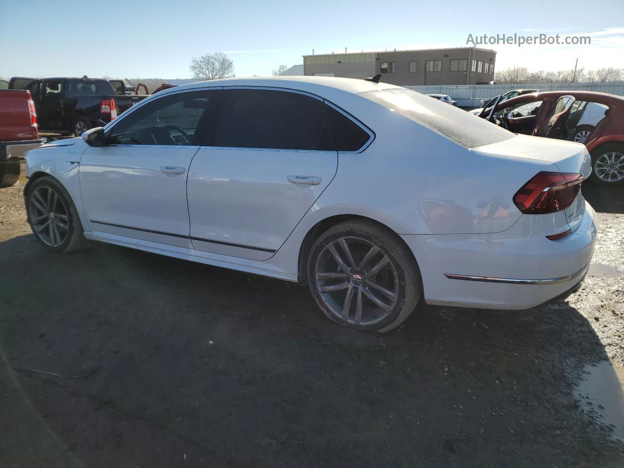 2017 Volkswagen Passat R-line White vin: 1VWDT7A30HC066288