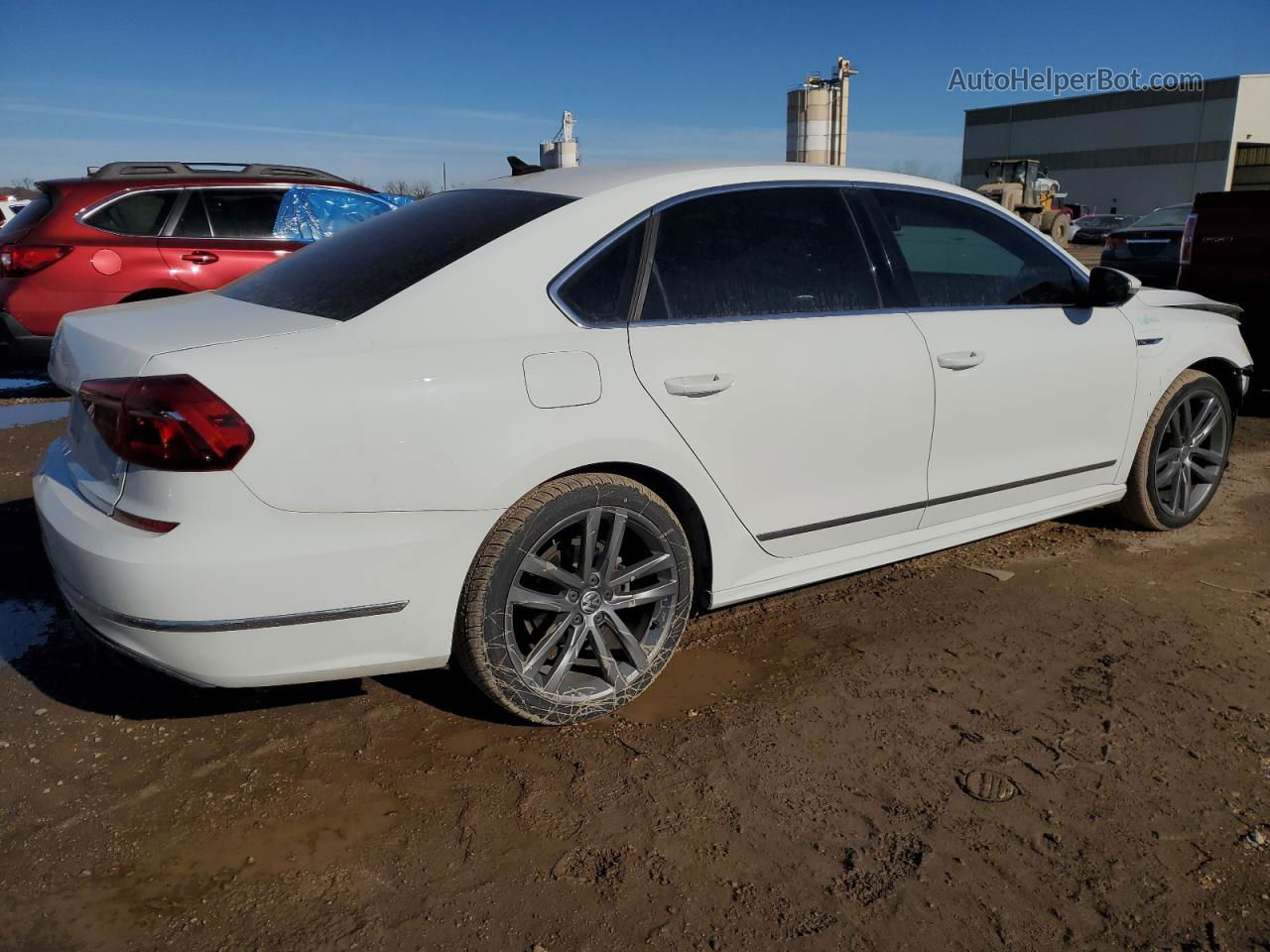 2017 Volkswagen Passat R-line White vin: 1VWDT7A30HC066288