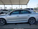 2017 Volkswagen Passat 1.8t R-line Silver vin: 1VWDT7A30HC080773