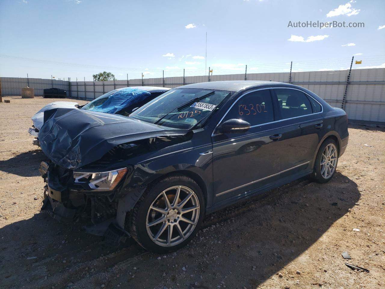 2017 Volkswagen Passat R-line Угольный vin: 1VWDT7A30HC082586