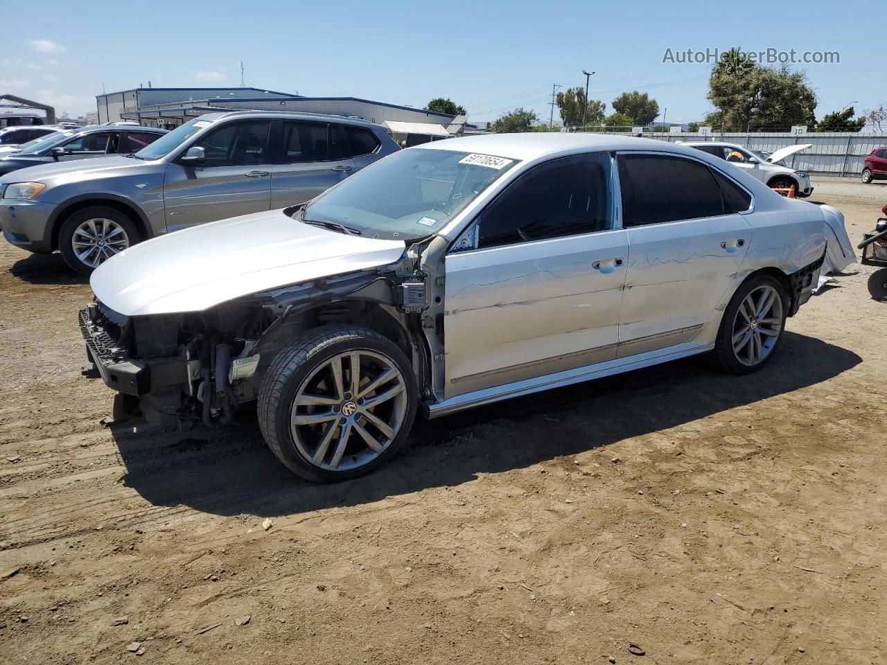 2017 Volkswagen Passat R-line Silver vin: 1VWDT7A31HC017374