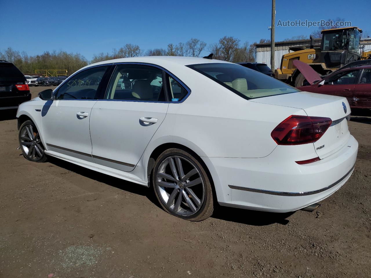 2017 Volkswagen Passat R-line White vin: 1VWDT7A31HC034109