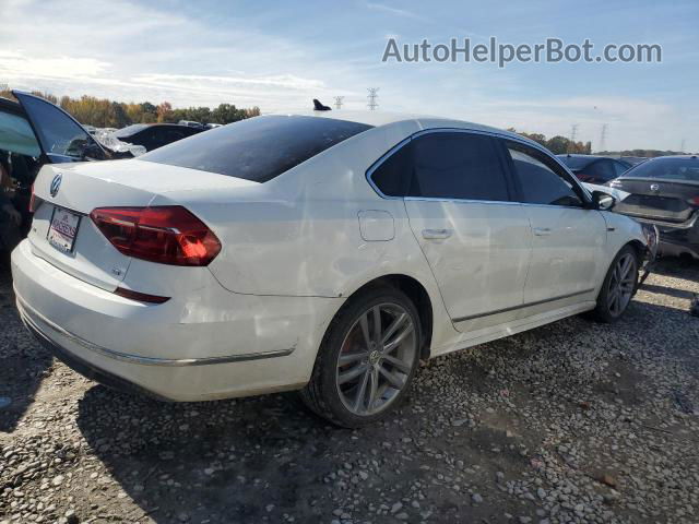 2017 Volkswagen Passat R-line Белый vin: 1VWDT7A32HC030182