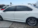 2017 Volkswagen Passat 1.8t R-line White vin: 1VWDT7A32HC042302