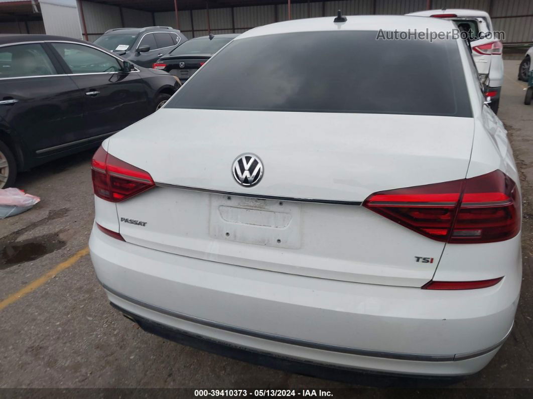 2017 Volkswagen Passat 1.8t R-line White vin: 1VWDT7A32HC086333