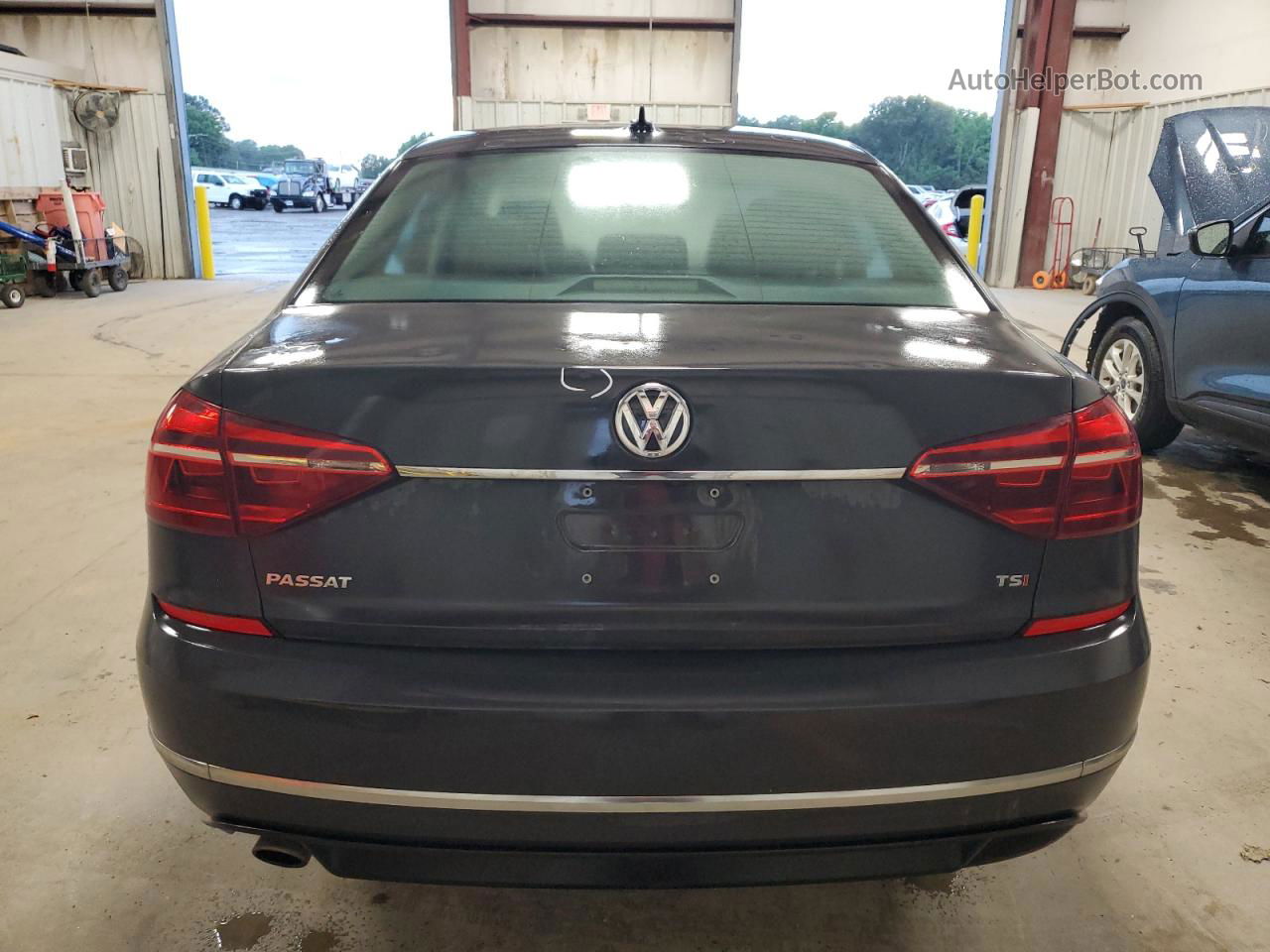 2017 Volkswagen Passat R-line Charcoal vin: 1VWDT7A34HC039532