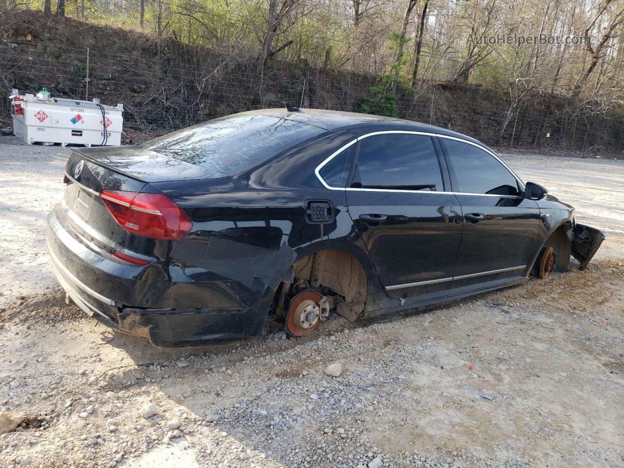 2017 Volkswagen Passat R-line Black vin: 1VWDT7A34HC086267