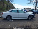 2017 Volkswagen Passat 1.8t R-line Белый vin: 1VWDT7A35HC073799