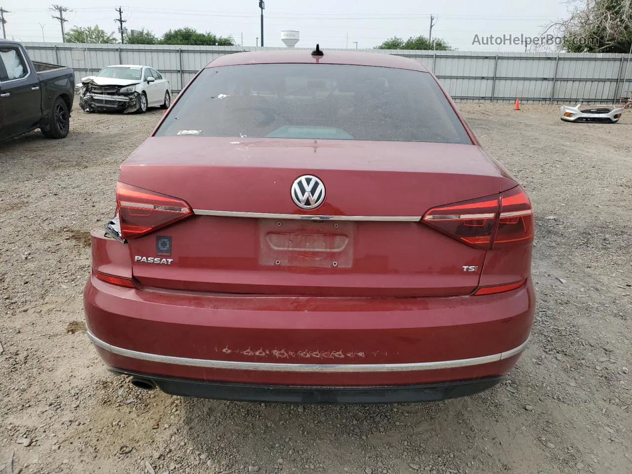 2017 Volkswagen Passat R-line Maroon vin: 1VWDT7A36HC057661